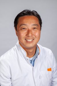 dr. C. (Chao) Zhou-Claushuis